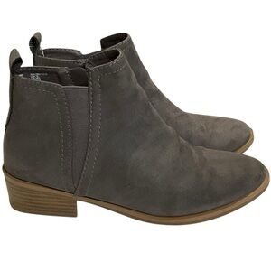 Time and Tru Gray Ankle Booties Size 7.5